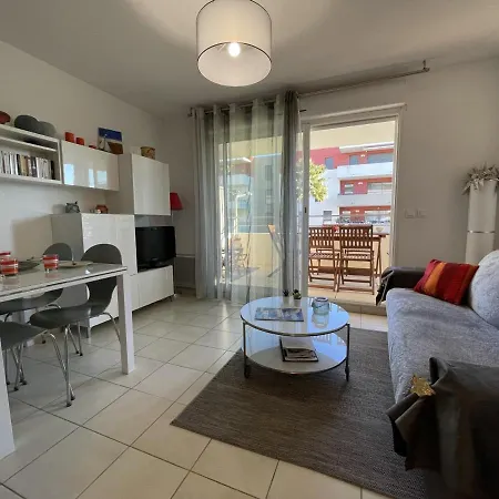 Apartamento 2 Pièces Cosy Avec Terrasse Et Garage Privé, Proche - Fr-1-338-5 *